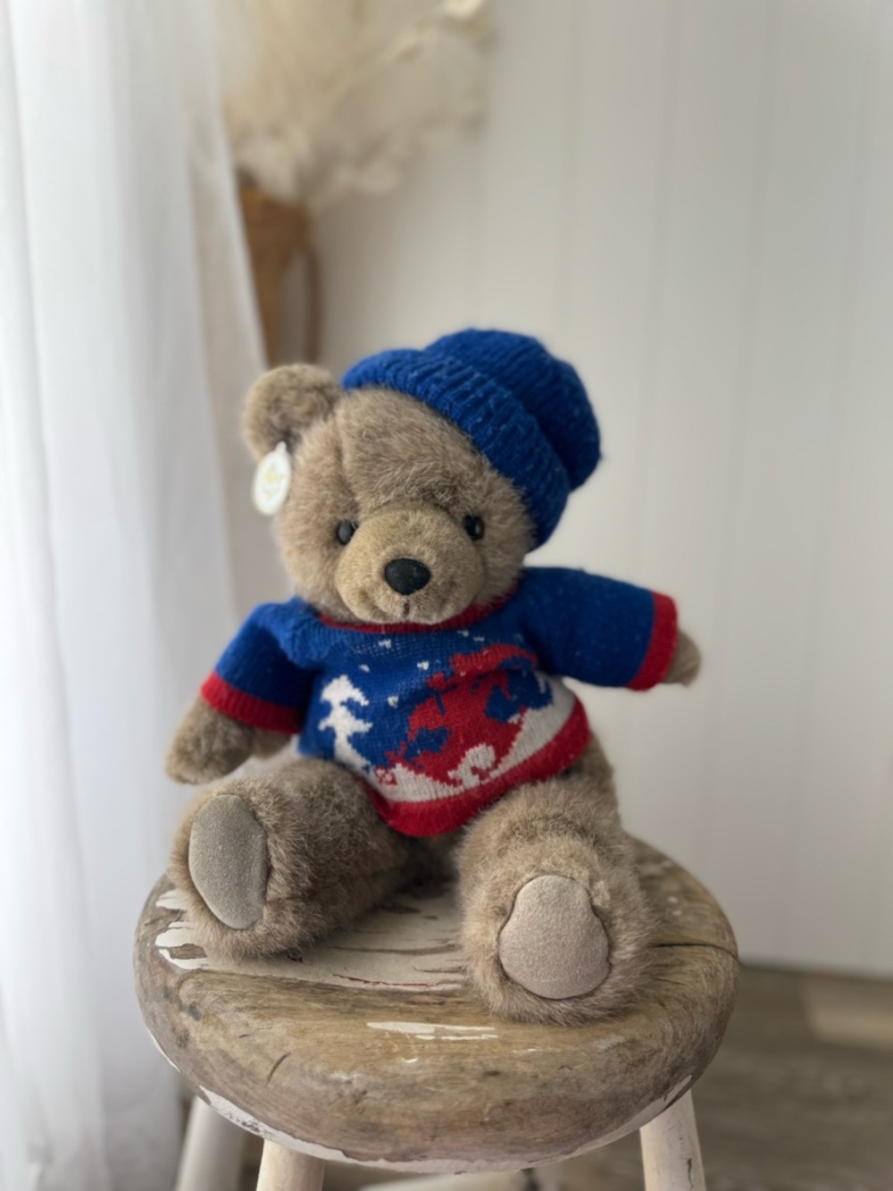 15" Vintage Russ Berrie Blizzard Teddy Bear W Sweater Stuffed Animal Plush